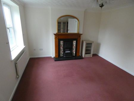 3 bedroom semi-detached house to rent - Photo 5