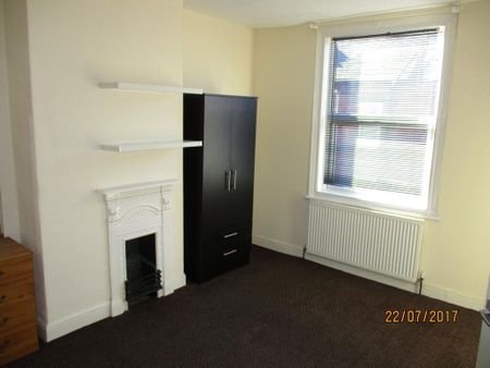 1 bedroom terraced house to rent - Photo 2