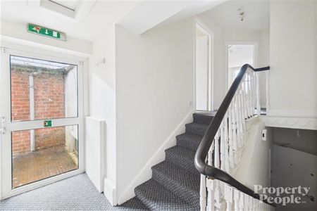 Apartment C, 28 Malone Avenue, Belfast, BT9 6ER - Photo 3