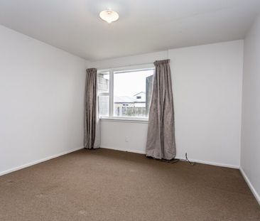 RICCARTON - Photo 3