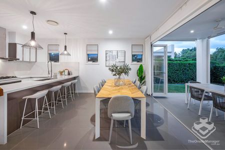 Unrivalled Executive Living Overlooking Royal Queensland Golf Club - Photo 3