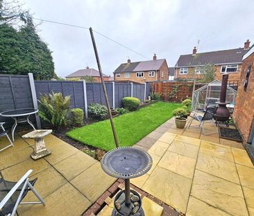 2 bedroom semi-detached house to rent - Photo 3