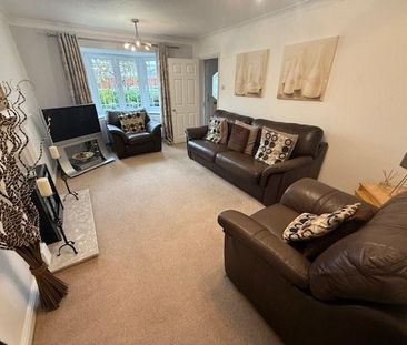 4 bedroom detached house to rent - Photo 5