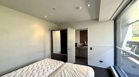 Spacious 2 bedrooms Furnished Apartment - Photo 2