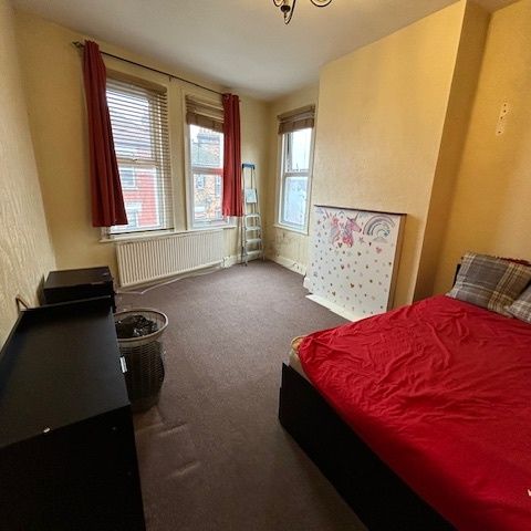 1 Bed Flat, London Road, CR7 - Photo 1