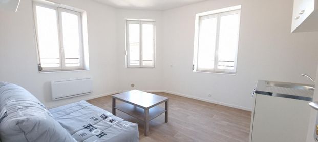 Location Appartement 1 pièce 18m² HIRSON 02500 - Photo 1