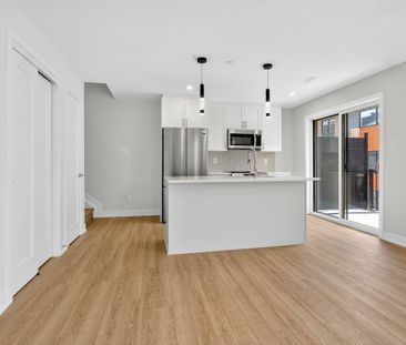 For Lease - 301 Glenroy Gilbert Drive Unit# 18, Barrhaven, Ontario - Photo 2
