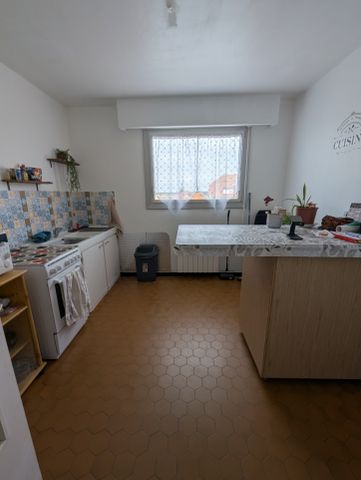 Location Appartement 3 pièces 64m² ST HILAIRE DE RIEZ 85270 - Photo 2