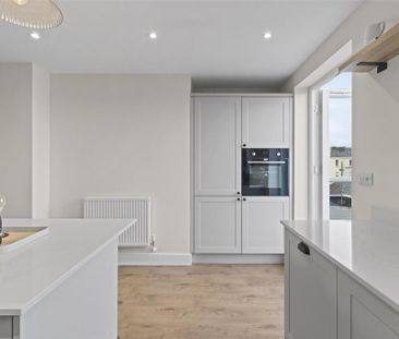 2 bedroom penthouse to rent - Photo 5