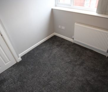 Broughton Avenue, Leeds, LS9 6BD - Photo 4