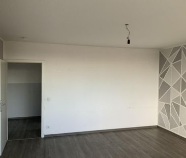 Anmietung Anfang 2026 möglich! 2-Zimmer Wohnung mit Balkon in Monheim - Photo 1