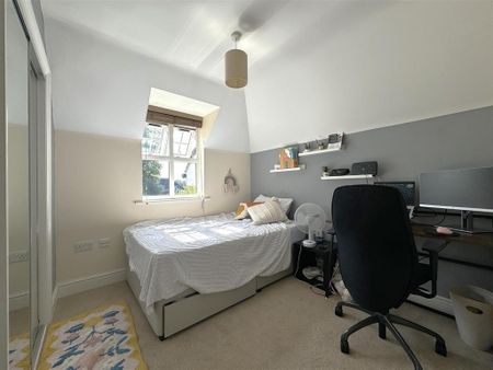 2 bedroom apartment to rent - Photo 3