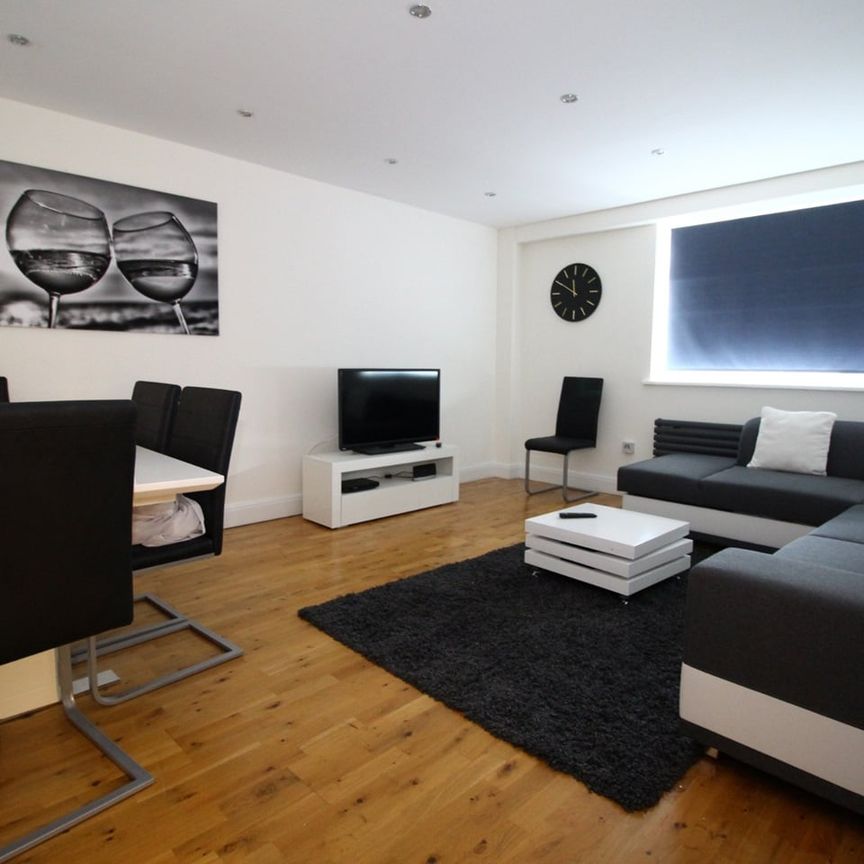 1 Bed Flat, Great James Street, WC1N - Photo 1
