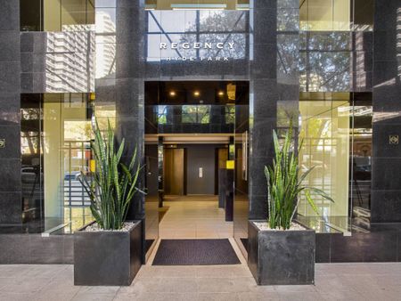 Regency Hyde Park - Furnished - Available 5th December - Photo 4