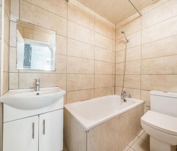 3 bedroom detached house to rent - Photo 6