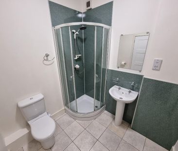 1 bedroom flat to rent - Photo 6