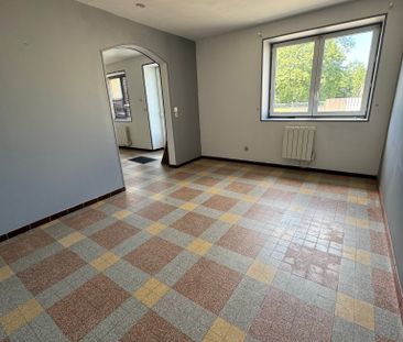 A ST GERVAIS DU PERRON - un logement (76m²) en rdc avec deux chambres Loyer : 430 € DG : 430 € - Photo 1