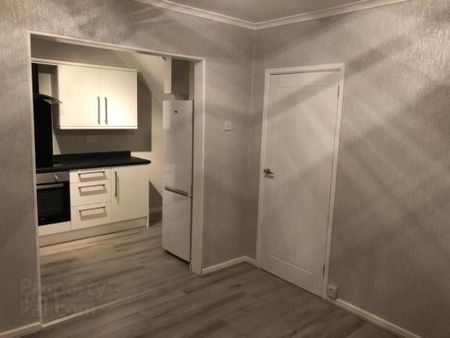 36 Silverstream Crescent, Bangor, BT20 3NE - Photo 4