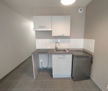 Location Appartement 1 pièce 26m² - Photo 4