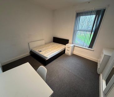 Liquid error: internal, Birmingham - Photo 4