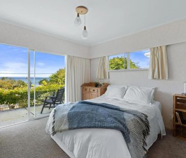 Beachside Family Living with Stunning Sea ... - Photo 4