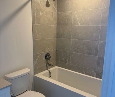 For Lease - B302-715 DAVIS Drive, Newmarket, Ontario - Photo 4