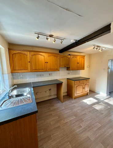 3 bedroom terraced house to rent - Photo 3