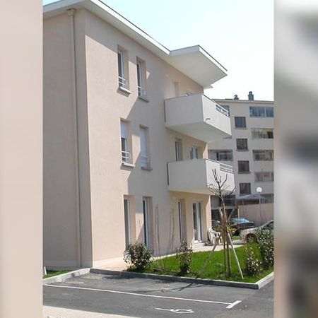 A LOUER TYPE 3 - ST MARTIN D HERES - SANS FRAIS D AGENCE - Photo 4