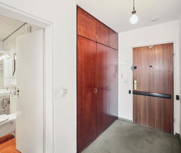 2-Zimmer-Wohnung mit Skylineblick – Wohnen über den Dächern von Fra... - Photo 1