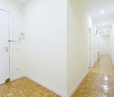 Ronda de Toledo, Madrid, Community of Madrid 28005 - Photo 2