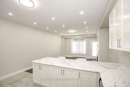 For Lease - 32 Dalbeattie Drive, Brampton, Ontario - Photo 4