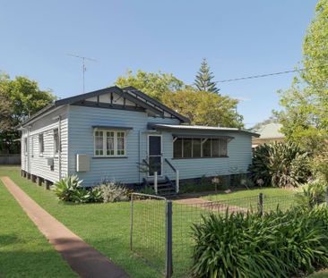 Well Presented Character Home - Photo 5