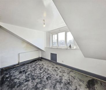 4 bedroom terraced house to rent - Photo 5