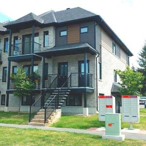Unnamed Building (Hull) Spacieux 4 1/2 - Photo 3