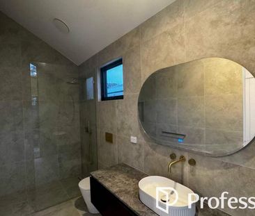 Brand New Luxury Living - Photo 2