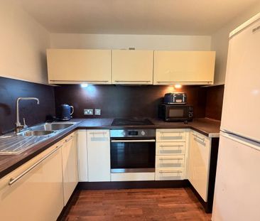 1 bedroom flat to rent - Photo 4