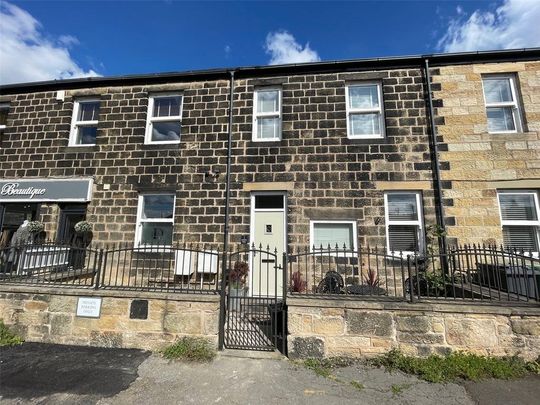 2 bedroom flat to rent - Photo 1