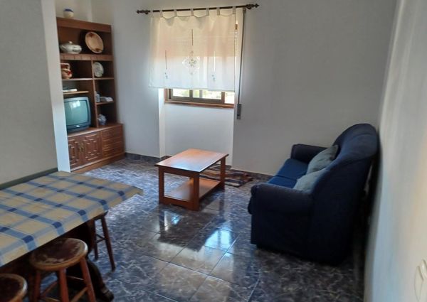Otima suite para menina estudante Coimbra ISEC Polo2