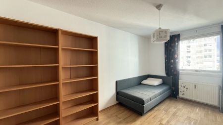 Teilmöblierte 3 Zimmer mit Klima und verglaster Loggia mit spektakulärem Weitblick & optionalem Garagenstellplatz - Photo 4