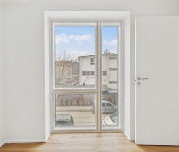 Møntmesterhus – Flot 2-værelses lejlighed med altan samt flere fæll... - Foto 4