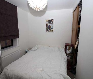 Salisbury Square, Hatfield, AL9 - Photo 5