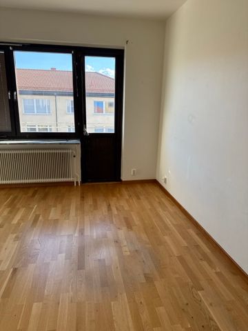 Klostergatan, Eskilstuna - Photo 4