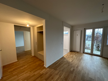 Moderne 2.5-Zimmerwohnung im 1. UG mit Terasse - Photo 5