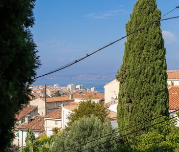 Location Appartement 2 pièces 41m² MARSEILLE 7ème - Photo 3