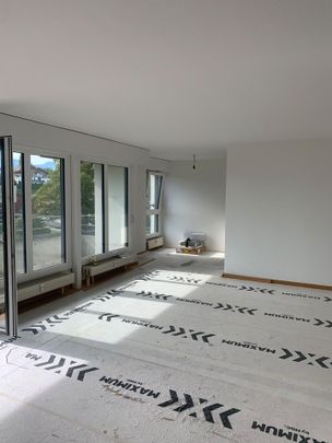 Modernes Wohnen im Grünen: Erstbezug nach Sanierung - Photo 1