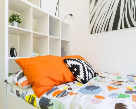 Via Larga, Milan, Lombardy 20122 - Photo 4