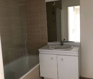 Location Appartement 3 pièces 62m² MAGNY LE HONGRE 77700 - Photo 3