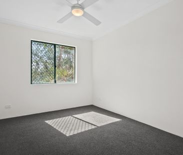 Stylish & Conveniently Located Apartment - Photo 3