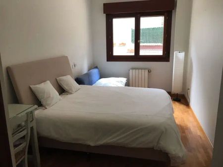 Piso de alquiler en Calle Álvarez Garaya, Barrio del Centro - Foto 2