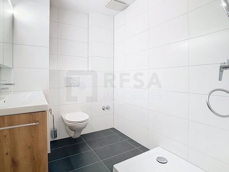 PERLE RARE! 2½ pièces avec terrasse au coeur de la ville - Foto 3